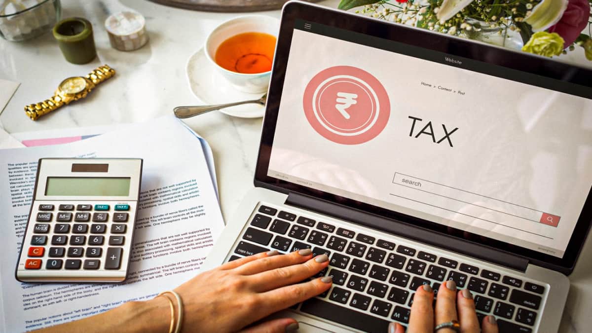 Do-housewives-need-to-file-an-ITR