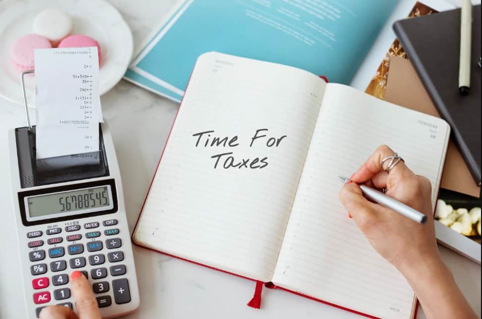 tax-saving-investment-elss vs PPF