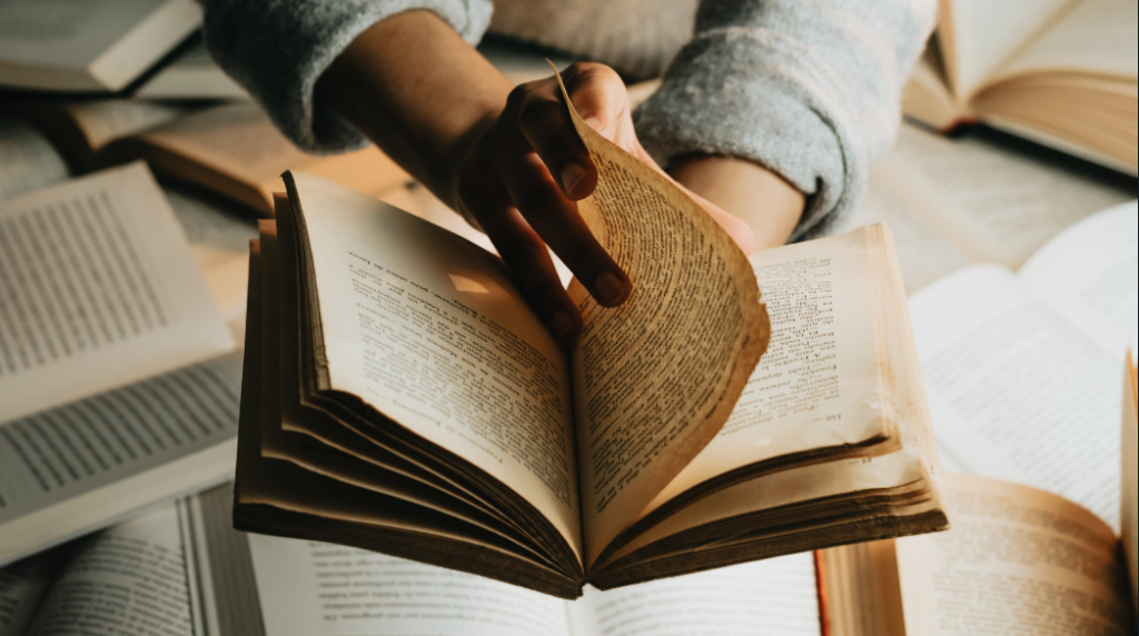 Reading, one of the best hobbies for women